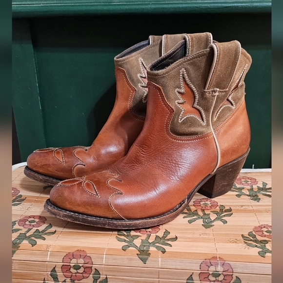 Golden Goose Cowboy Boots - Picture 7 of 7
